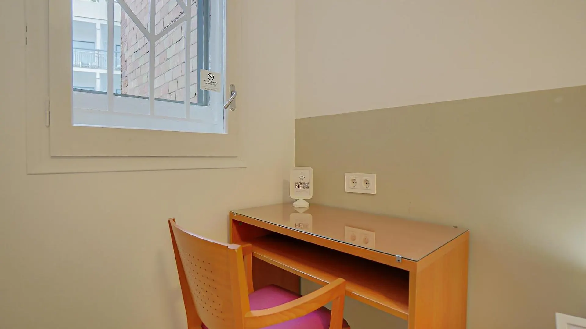 Hostal Y Apartamento Moli De Mar Lloret de Mar