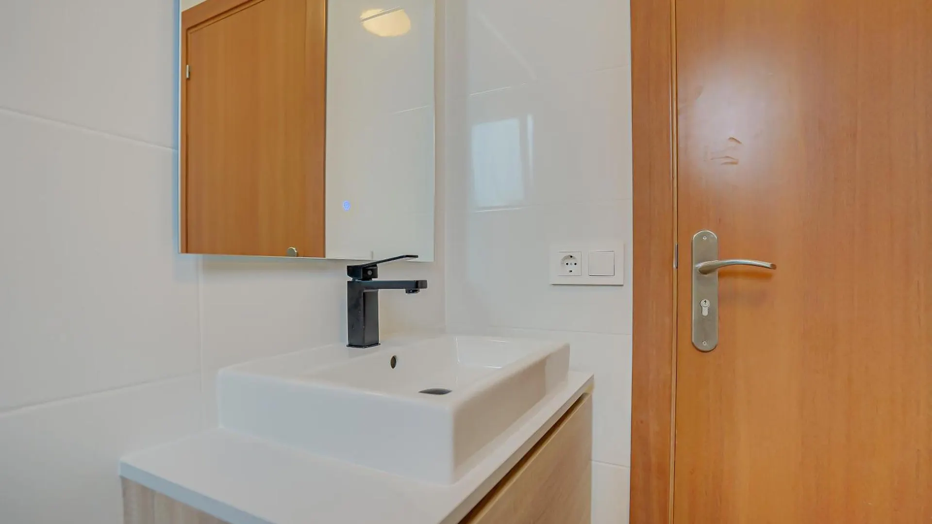 Hostal Y Apartamento Moli De Mar Lloret de Mar Guest house