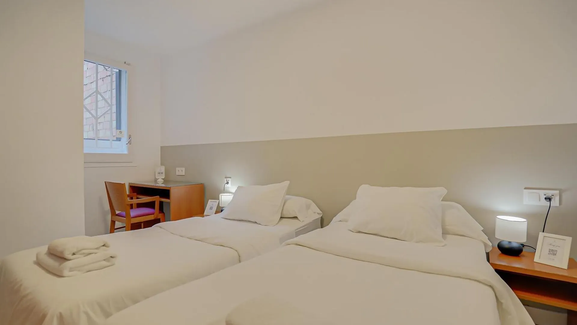 Hostal Y Apartamento Moli De Mar Lloret de Mar Guest house