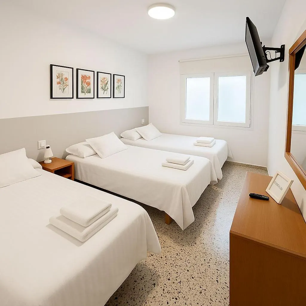 Hostal Y Apartamento Moli De Mar Lloret de Mar