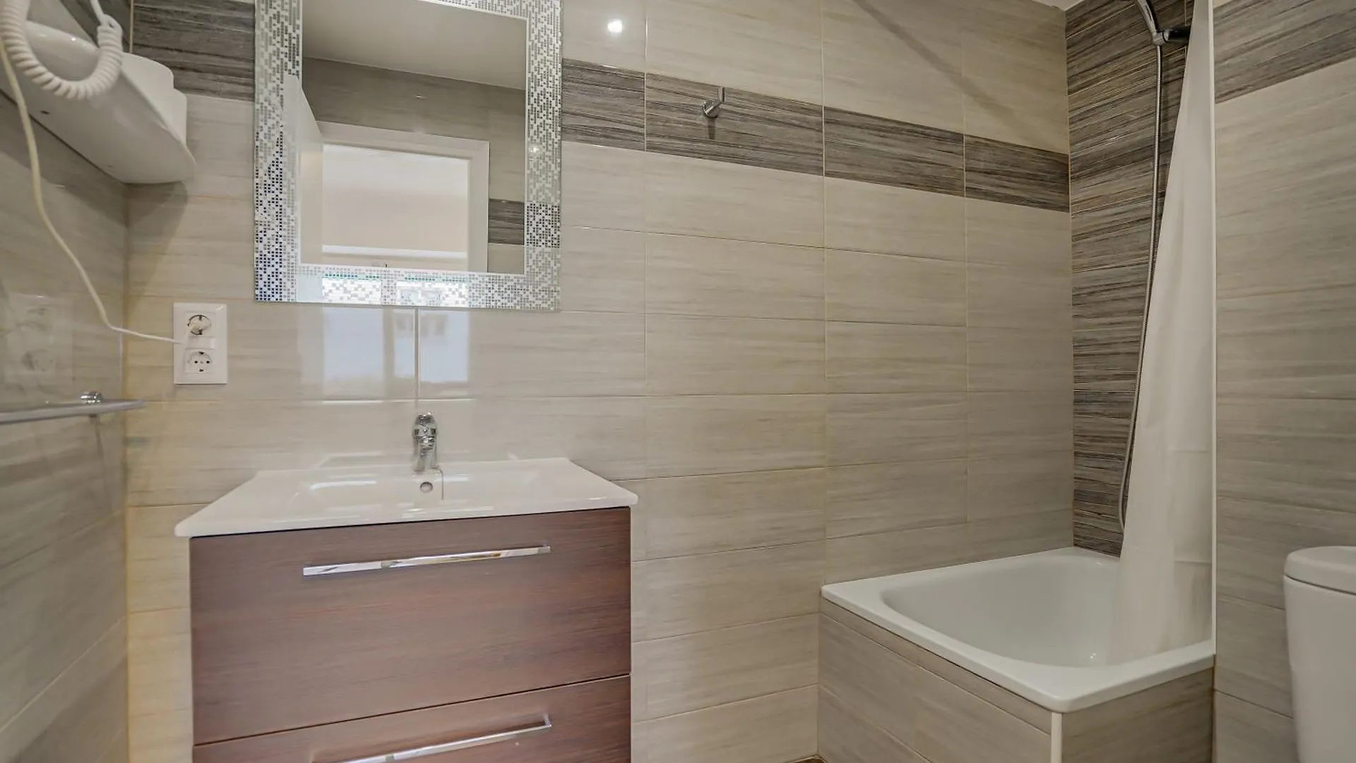 ** Vendégház Hostal Y Apartamento Moli De Mar Lloret de Mar Spanyolország